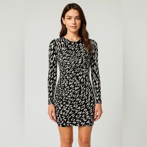 2197- H&M Animal Print Ruched Dress Size L NWT